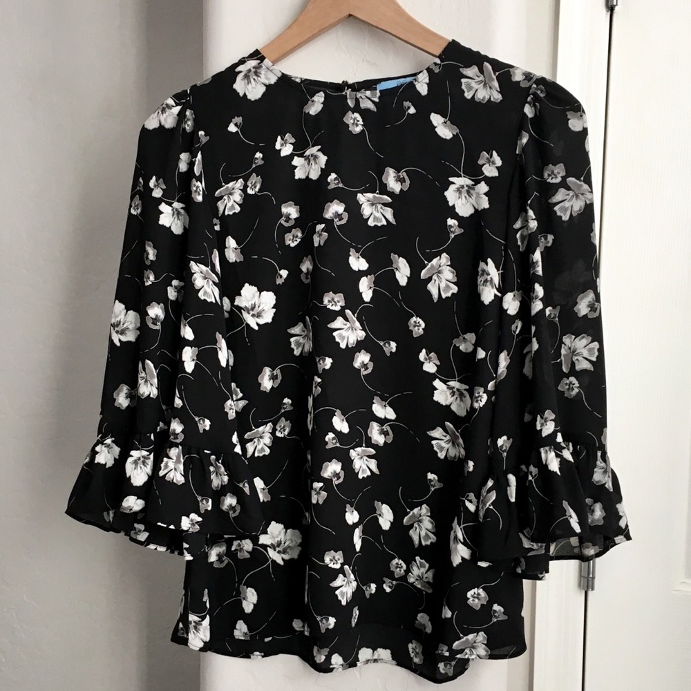 CeCe Cynthia Steffe Flower Print Bell Sleeve Top